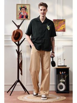 Eszett - Men Green Checks Half Sleeves Casual Shirt