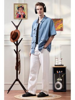 Eszett - Men Blue Plain Half Sleeves Casual Shirt