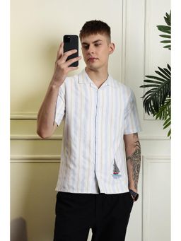 Eszett - Men Off White Printed Half Sleeves Casual Shirt