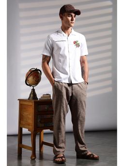 Eszett - Men White Solid Half Sleeves Casual Shirt