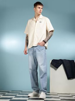 Eszett - Men Cream Solid Half Sleeves Casual Shirt