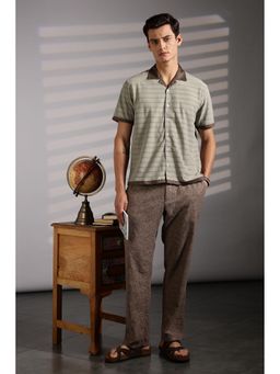 Eszett - Men Green Stripes Half Sleeves Casual Shirt