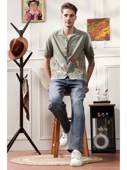 Eszett - Men Green Cotton Floral Casual Shirt