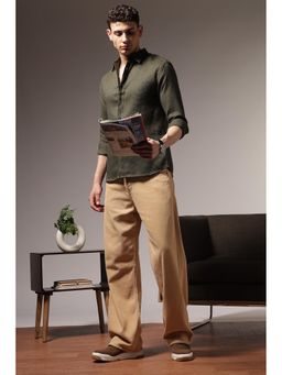 Eszett - Men Olive Cotton Textured Casual Shirt