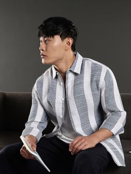 Eszett - Men Grey Cotton Stripes Casual Shirt