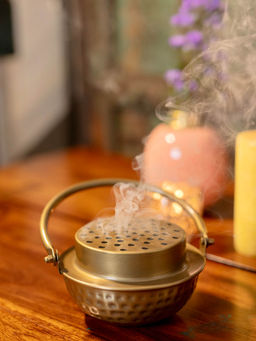 Manor House - Loban Dhoop Incense Cone Holder 7 inches
