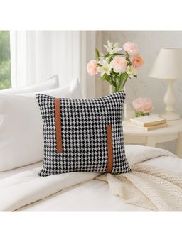 THROW PILLOW - Sophisticated Houndstooth Cushion Cover