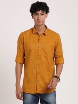 Turtle - Men Cotton Slim Fit Mustard Printed Casual Shirt