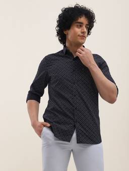 Turtle - Men Cotton Slim Fit Black Printed Casual Shirt