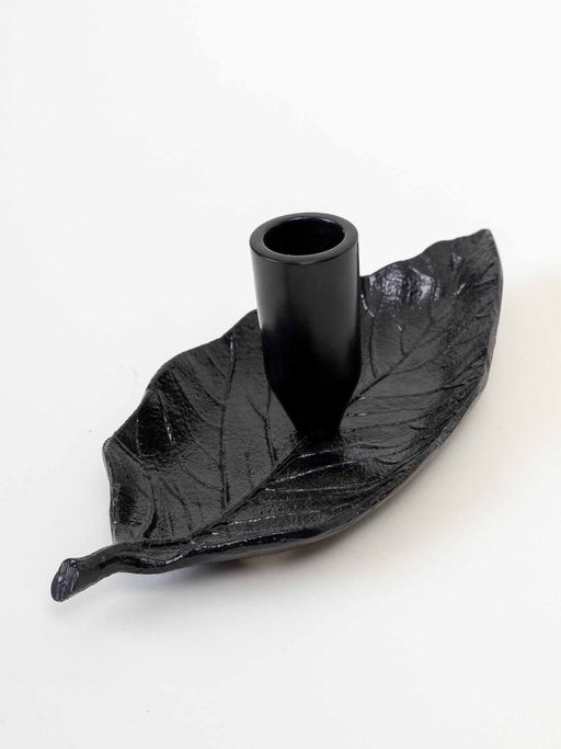 Kaniry Artise of Novelty Ash Candle Holder