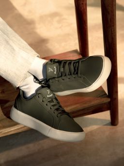 Yoho - Men Blinc Hands Free Sneakers