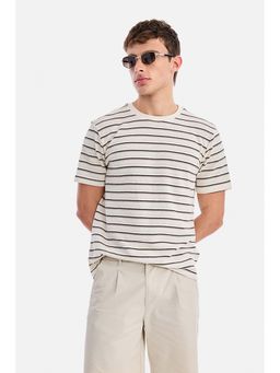 Snitch - Off-White Stripes Half Sleeves Regular Casual T-Shirt for Men
