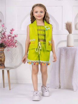 Lagorii - Girls green Top with Shorts & Overcoats