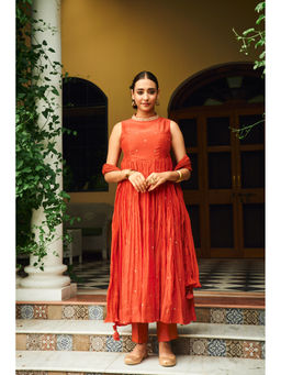 Almaari By Pooja - Chanderi Fabric Red Anarkali with Pant and Dupatta (Set of 3)