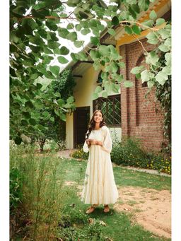 Almaari By Pooja - Chanderi Fabric Off-White Anarkali with Inner and Pant (Set of 3)