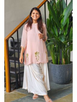 Pink Tree - Pink Silk Embellished/Sequined Kurta with Pant