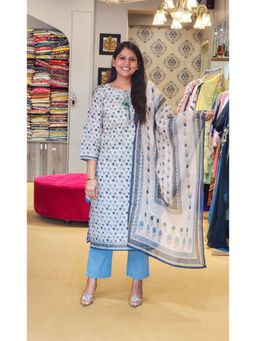 Pink Tree - Blue Pure Cotton Embroidered Kurta with Pant and Dupatta