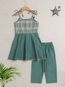 The Magic Wand - Embellished Kurta with Pant- Green (Set of 2)