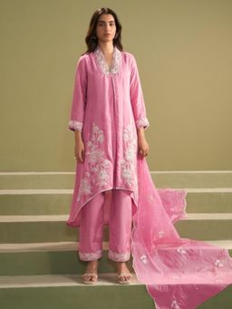 Autumnlane - Ira Candy Pink Floral Embroidery Kurta with Pant and Dupatta