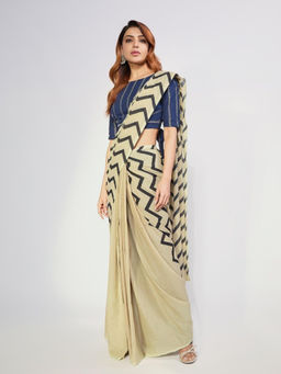 SAAKI - Blooming Elegance White Printed Saree