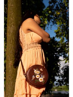 Miri - Brown Hand Embroidered White Daisy Sling Bag