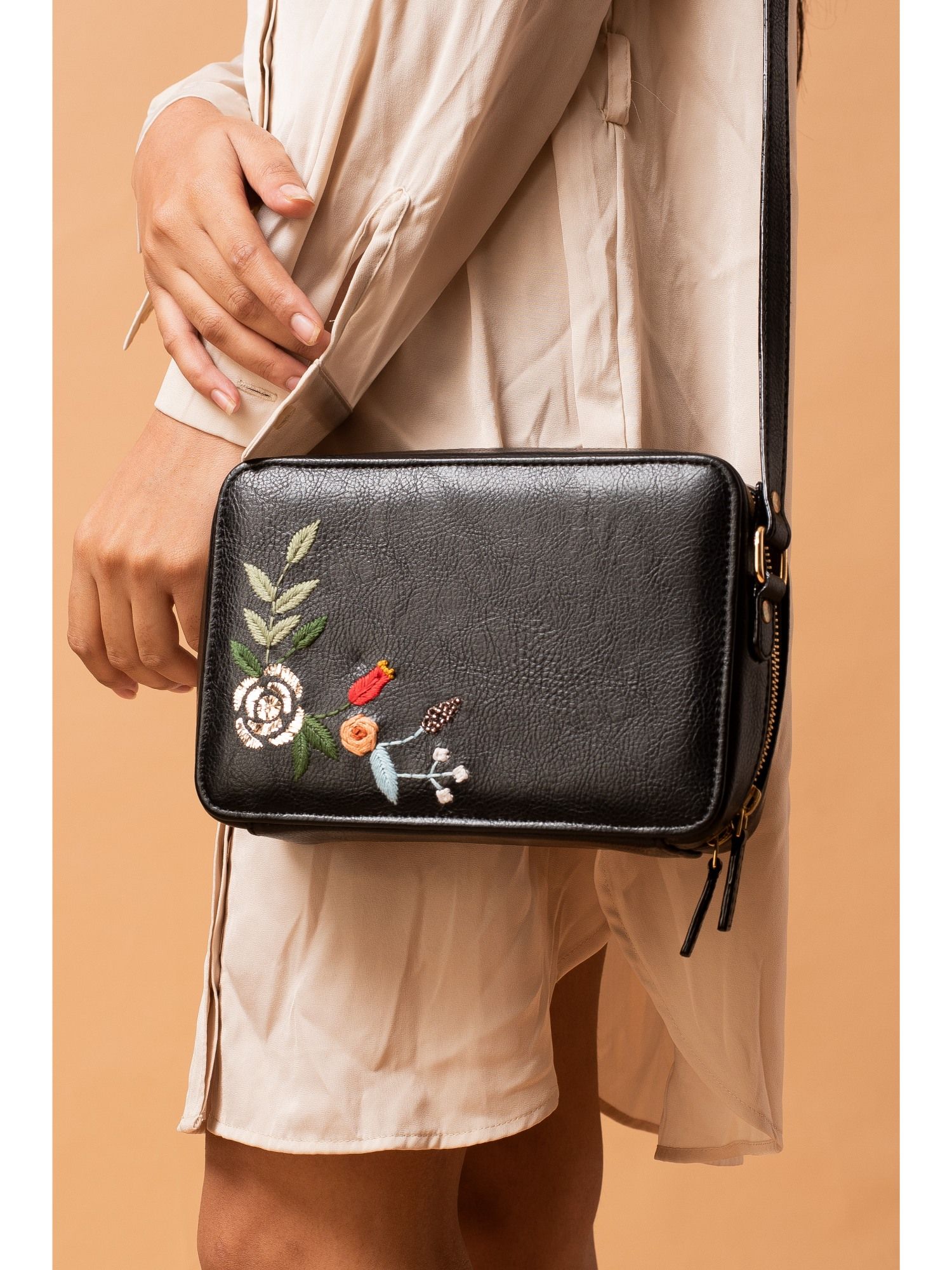 Buy Miri Black Hand Embroidered Mukaish Art Silver Rose Sling Bag