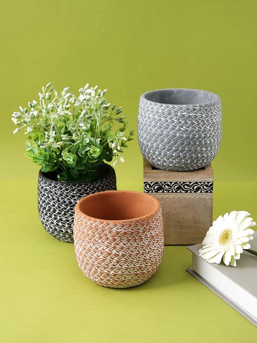 Tayhaa Multi-Color Textured Small Planters (Set Of 3)