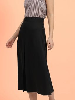 FableStreet - Box Pleat Skirt - Black
