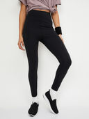 Black color option, Currently selected