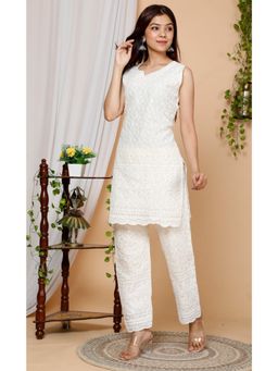 Miravan - Beige Floral Embroidered Pure Cotton Sleevless Kurta