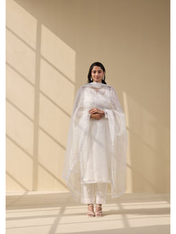 MEESA - White Embroidered Organza Kurta with Pant and Dupatta