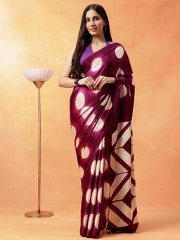 Navyasa By Liva - Women Magenta Liva Satin Geometric Print Saree with Unstitched Blouse