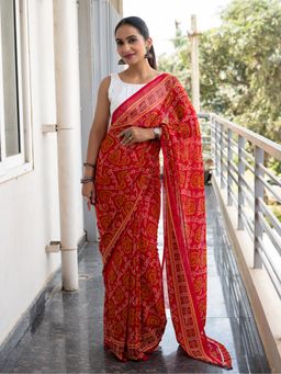 Hella Fashions - Red Crepe Printed Saree with Unstitched Blouse