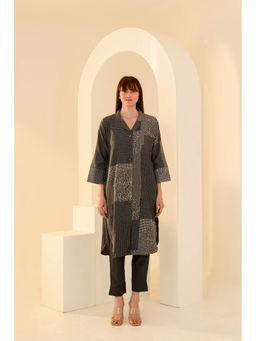 Kameez - Black Printed Chanderi Kurta Set(Set of 2)