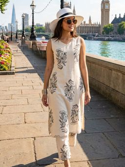 Shaily - Black Printed Pure Flex Cotton Kurta with Pant