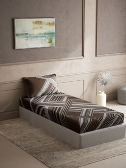 Ddecor Live Beautiful - Cotton Geometric Single 150 Tc Bedsheet With 1 Pillow Cover - Brown