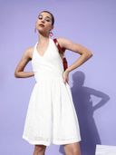White color option, Sold out, Currently selected