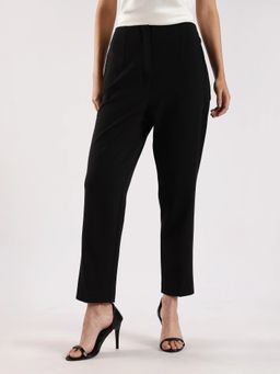 Calvin Klein - Regular Fit Solid Mid Rise Trousers