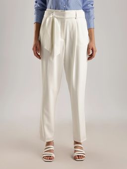 Calvin Klein - White Solid Mid Rise Trousers With Belt