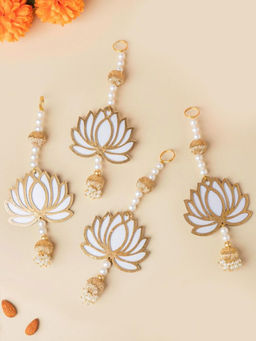 Nestasia - Set of 4 White & Golden Lotus Wall Hanging