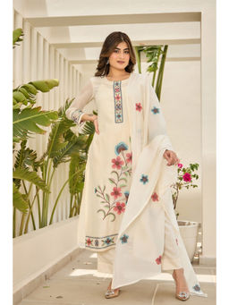WOOMN - Women Chanderi Floral Off White Kurta with Pant and Dupatta