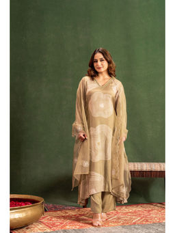 WOOMN - Women Muslin Silk Printed Taupe Kurta with Pant and Dupatta