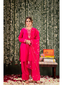 WOOMN - Women Art Silk Embroidered Pink Kurta with Pant and Dupatta