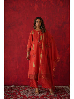 GANGA GRACE - Women Cotton Printed Red Kurta with Pant and Dupatta
