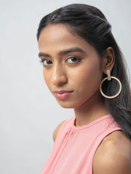 Pipa Bella by Nykaa Fashion - The Subtle Shine Earrings