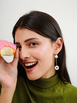 METALM - Trendy Freshwater Pearl Silver Ear Cuff