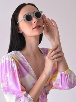 Haute Sauce - Women Black Lens Oval Sunglasses