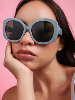 Haute Sauce - Women Retro Green Lens Rectangle Sunglasses