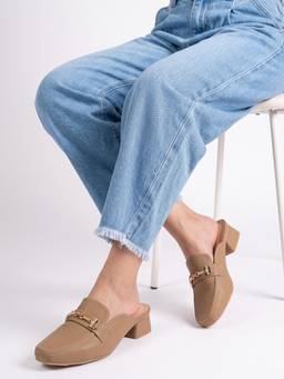 DENILL - Square-Toe Heeled Loafers with Metallic Chain Detail