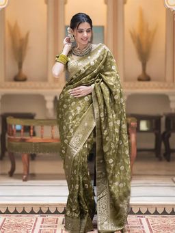 Anjaneya Sarees - Women Green Banarasi Floral Saree with Unstitched Blouse